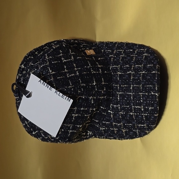 Anne Klein Accessories - Hat